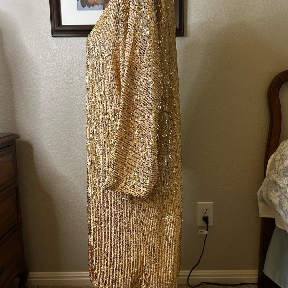 Vince Camuto Gold Sequin Long Sleeve Sheath Dress - Picture 2 of 4